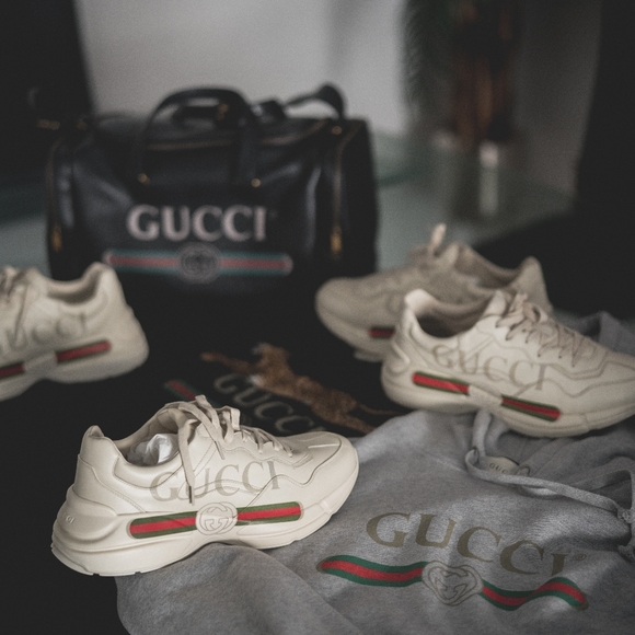 Meet your posher, Jase - Picture 1 of 8